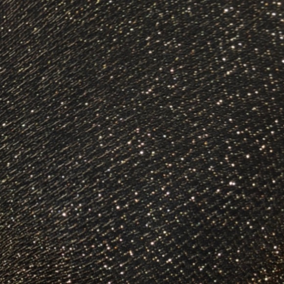 Atmosphere Dress in Black with Gold Threads - Picture 4 of 14